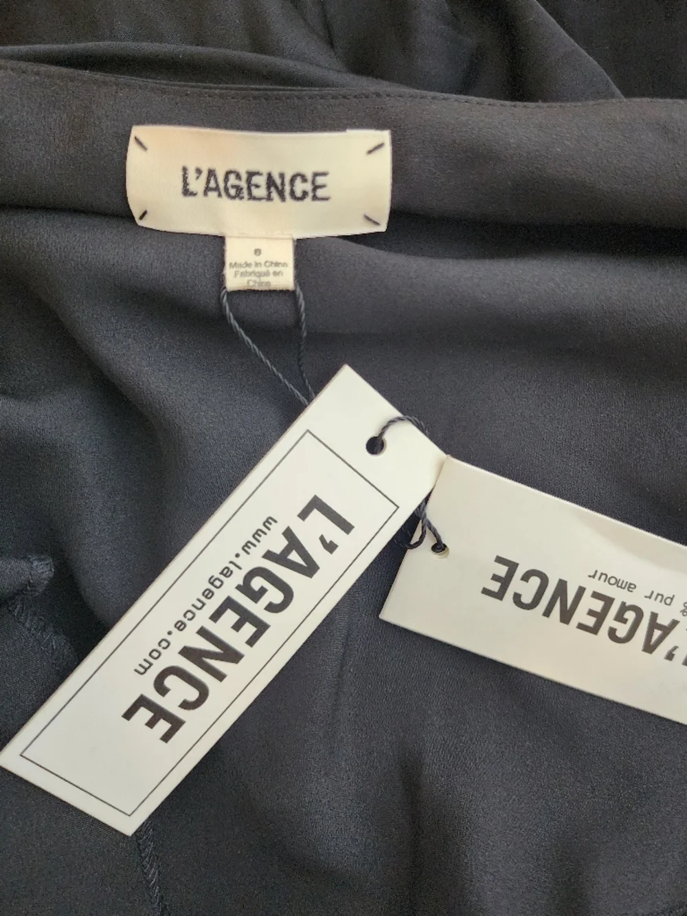 L'AGENCE JUNIPER COLD SHOULDER GOWN NWT SILKY MERMAID SILHOUETTE SZ 6 RP $524.00 - Picture 5 of 14